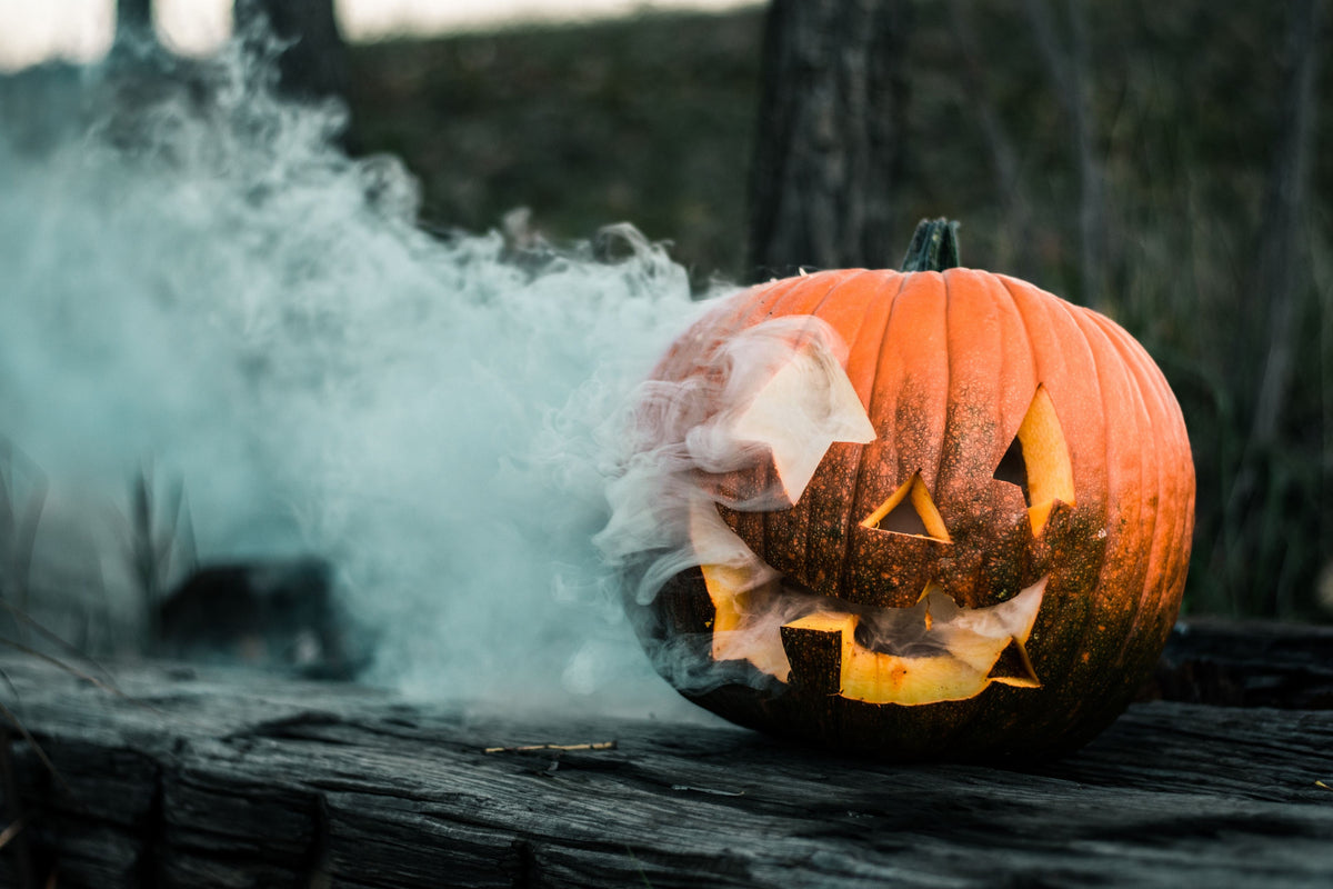 5 Fun Ideas To Make Your Bar Truly Spooky This Halloween